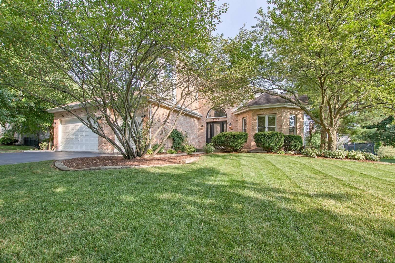 574 Lewis Road Geneva, IL 60134 - Photo 1 of 25