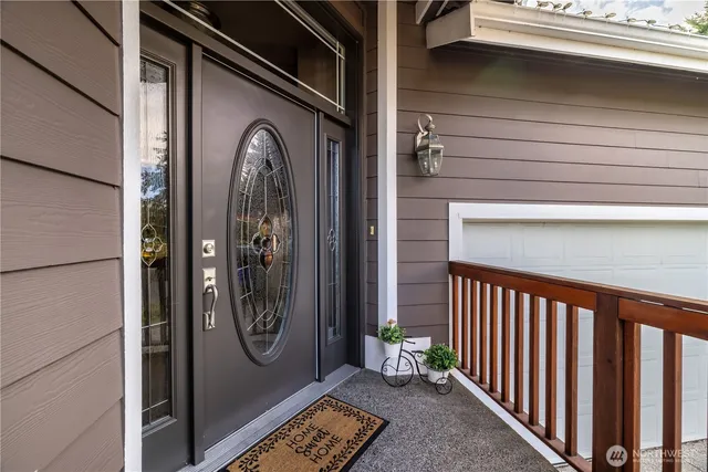a view of a entryway of a house