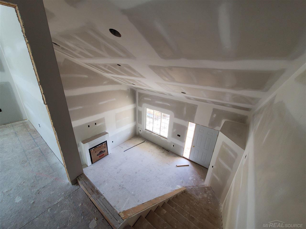 28927 Cotton Road New Baltimore, MI 48047 - Photo 12 of 12 50043235-11.JPG