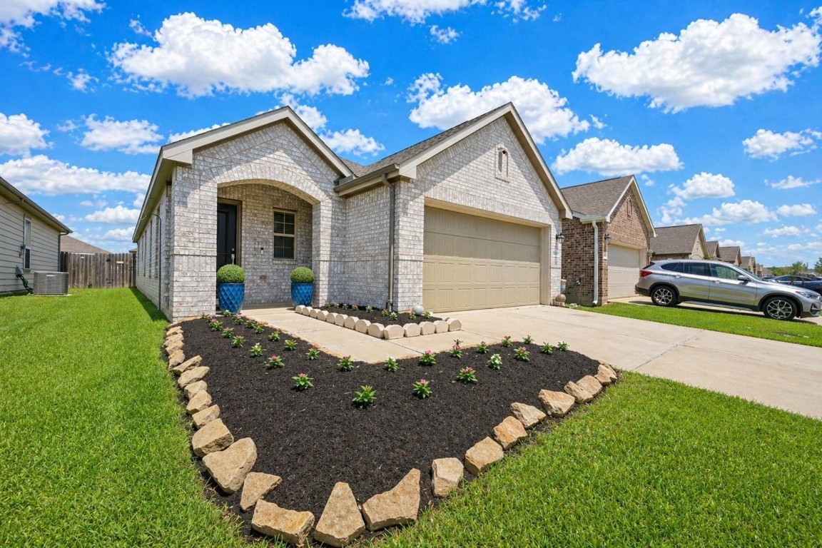 25702 Royal Catchfly Road Katy, TX 77493 - Photo 2 of 26