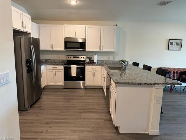 $2,500 | 2515 Southwest 2nd Terrace, Cape Coral, FL 33991