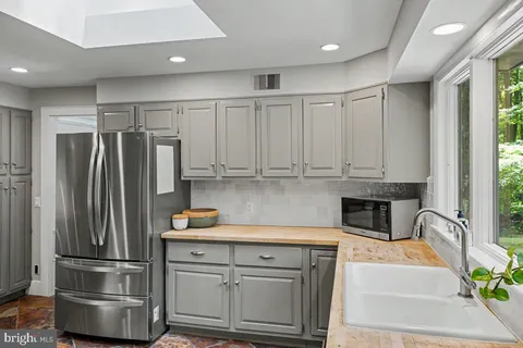 $1,250,000 | 13 High Road, New Hope, PA 18938
