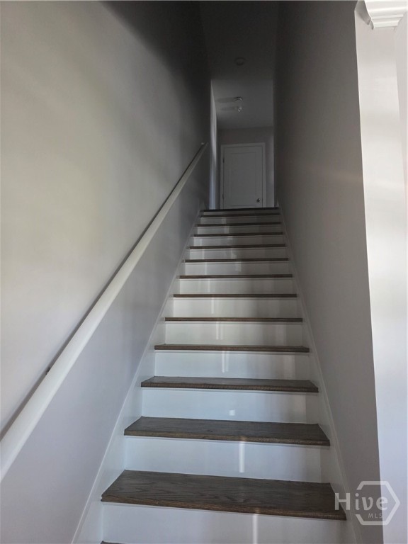 29 Travis Street Savannah, GA 31406 - Photo 3 of 5