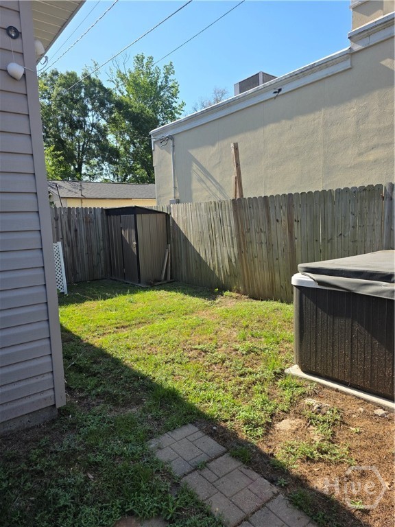 29 Travis Street Savannah, GA 31406 - Photo 32 of 34