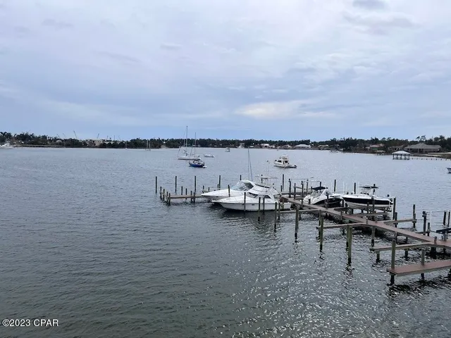 $1,850 | 1320 East Highway 98, Unit 307, Panama City, FL 32401