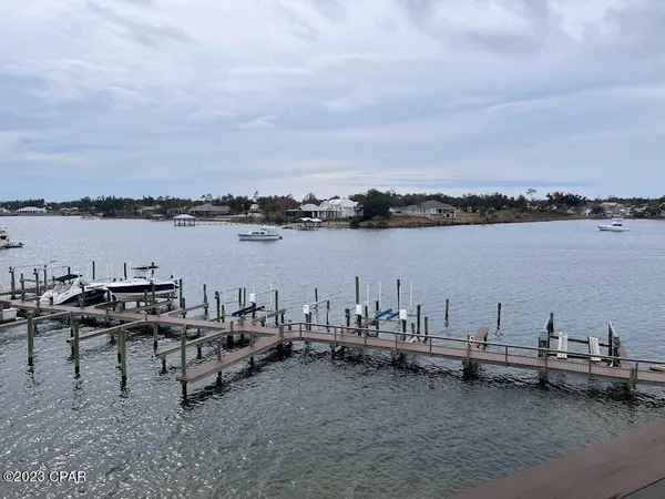 $1,800 | 1320 East Highway 98, Unit 307, Panama City, FL 32401