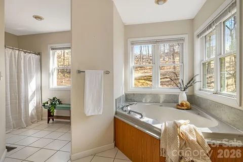 $535,000 | 269 Woodstock Drive, Burnsville, NC 28714