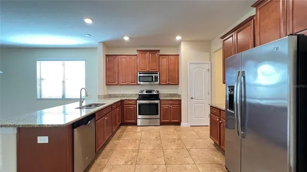 $2,900 | 13040 Overstreet Road, Windermere, FL 34786