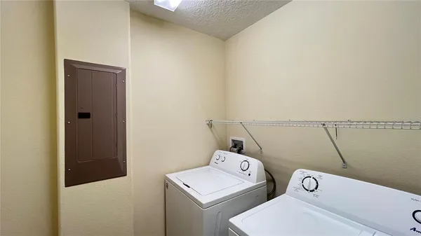 $2,900 | 13040 Overstreet Road, Windermere, FL 34786