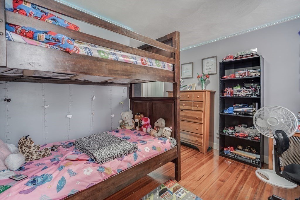 63 Eleanor Road Springfield, MA 01108 - Photo 7 of 32