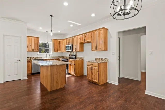 $299,900 | 1339 Hwy 67, Mount Vernon, TX 75457