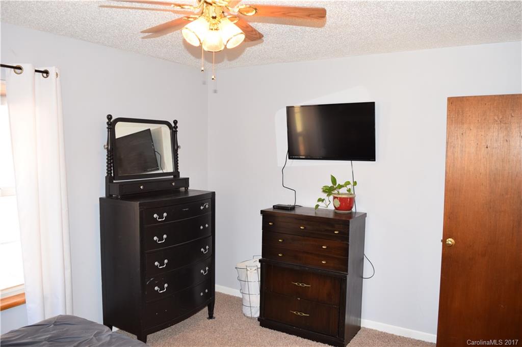 4250 Painters Gap Road Union Mills, NC 28167 - Photo 8 of 24 Gallery Image 8