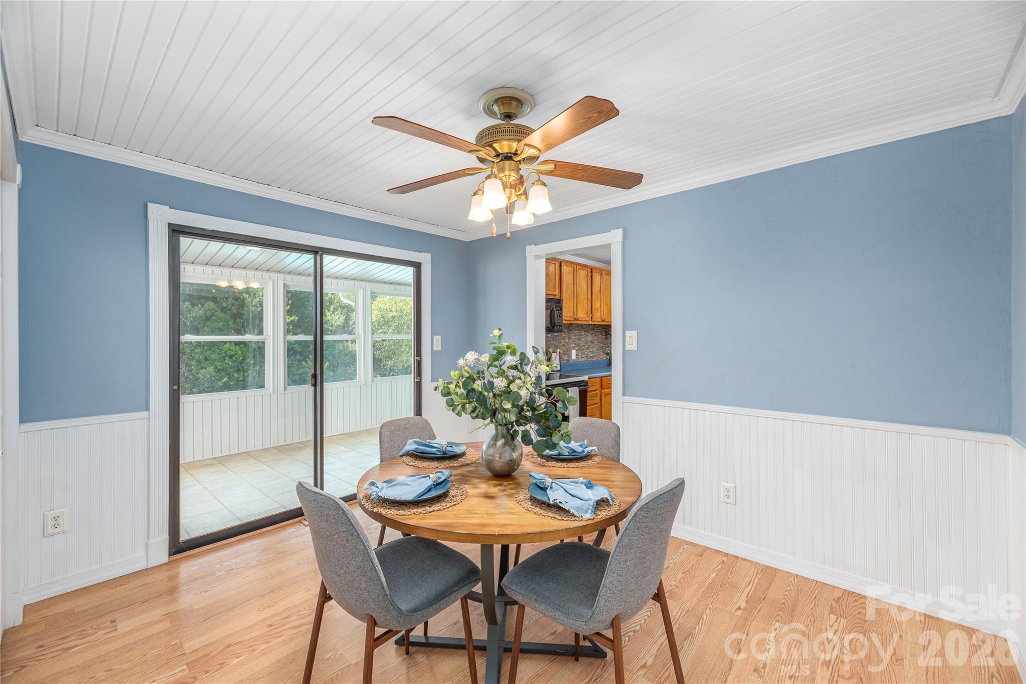 881 Mulberry Street Clyde, NC 28721 - Photo 11 of 29