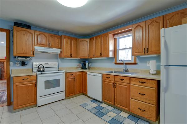 25 Bare Hill Road Framingham, MA 01702 - Photo 2 of 23 Gallery Image 2