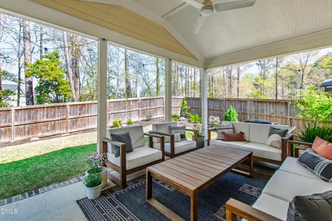 $599,999 | 408 Barrington Hall Drive, Rolesville, NC 27571