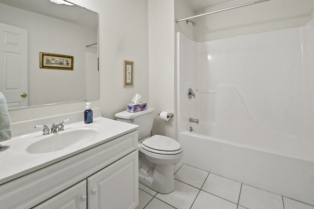 69 Clipper Way, Unit 69 Newburyport, MA 01950 - Photo 16 of 32