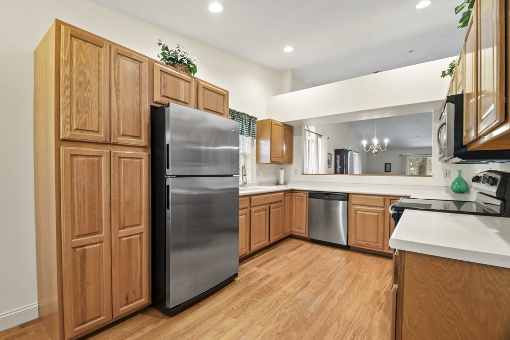 69 Clipper Way, Unit 69 Newburyport, MA 01950 - Photo 7 of 32
