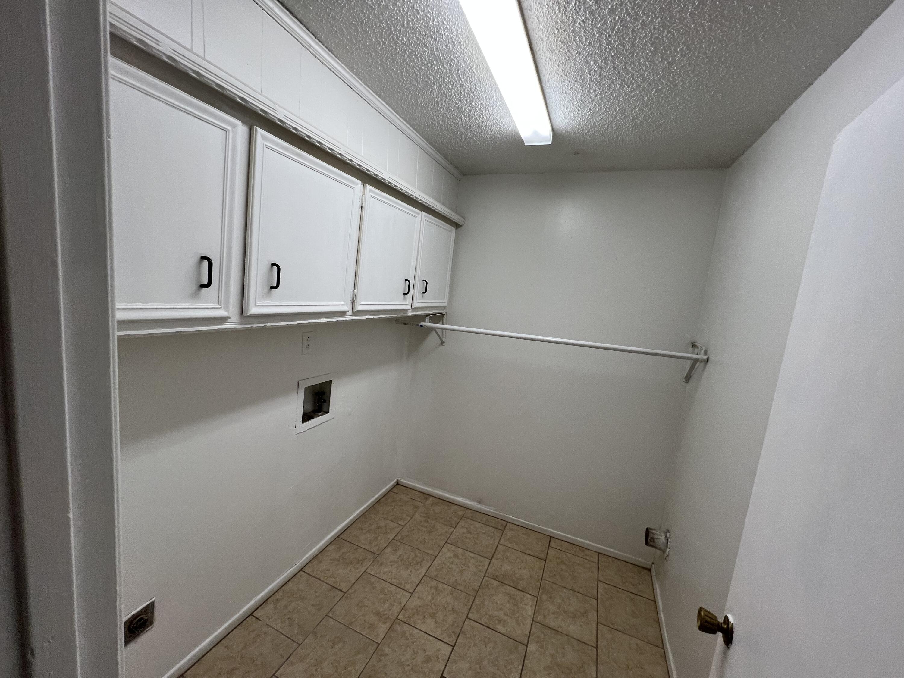 4319 53rd Street, Unit A Lubbock, TX 79413 - Photo 11 of 15 IMG_9822