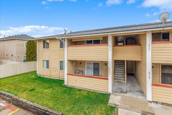 $229,999 | 6924 West Colehaven Lane, Unit 15, Boise, ID 83704