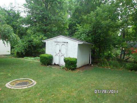 5193 North Georgetown Road Grand Blanc, MI 48439 - Photo 2 of 10 20166259-1.JPG