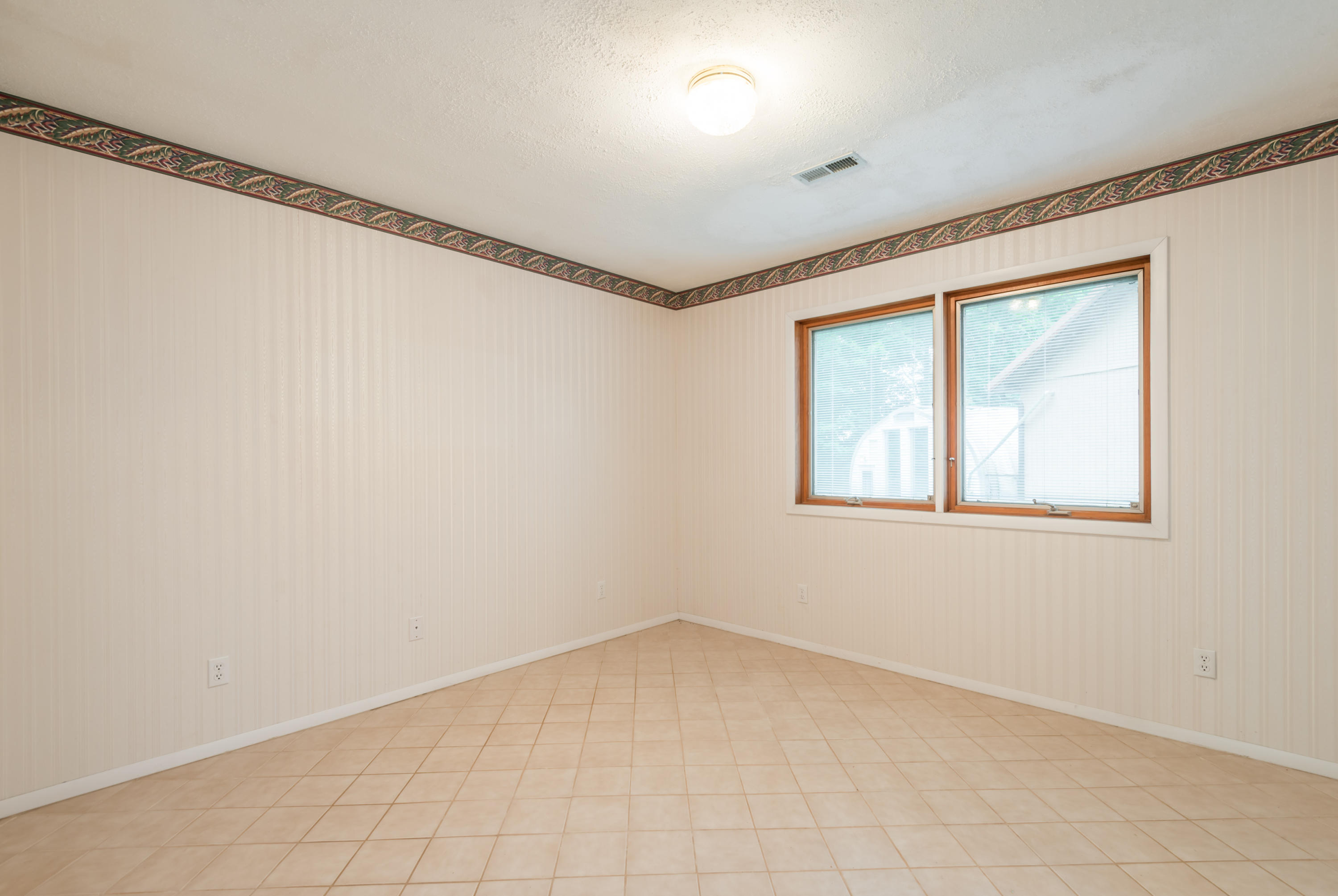 726 Disco Loop Road Friendsville, TN 37737 - Photo 22 of 38 726DiscoLoop-14