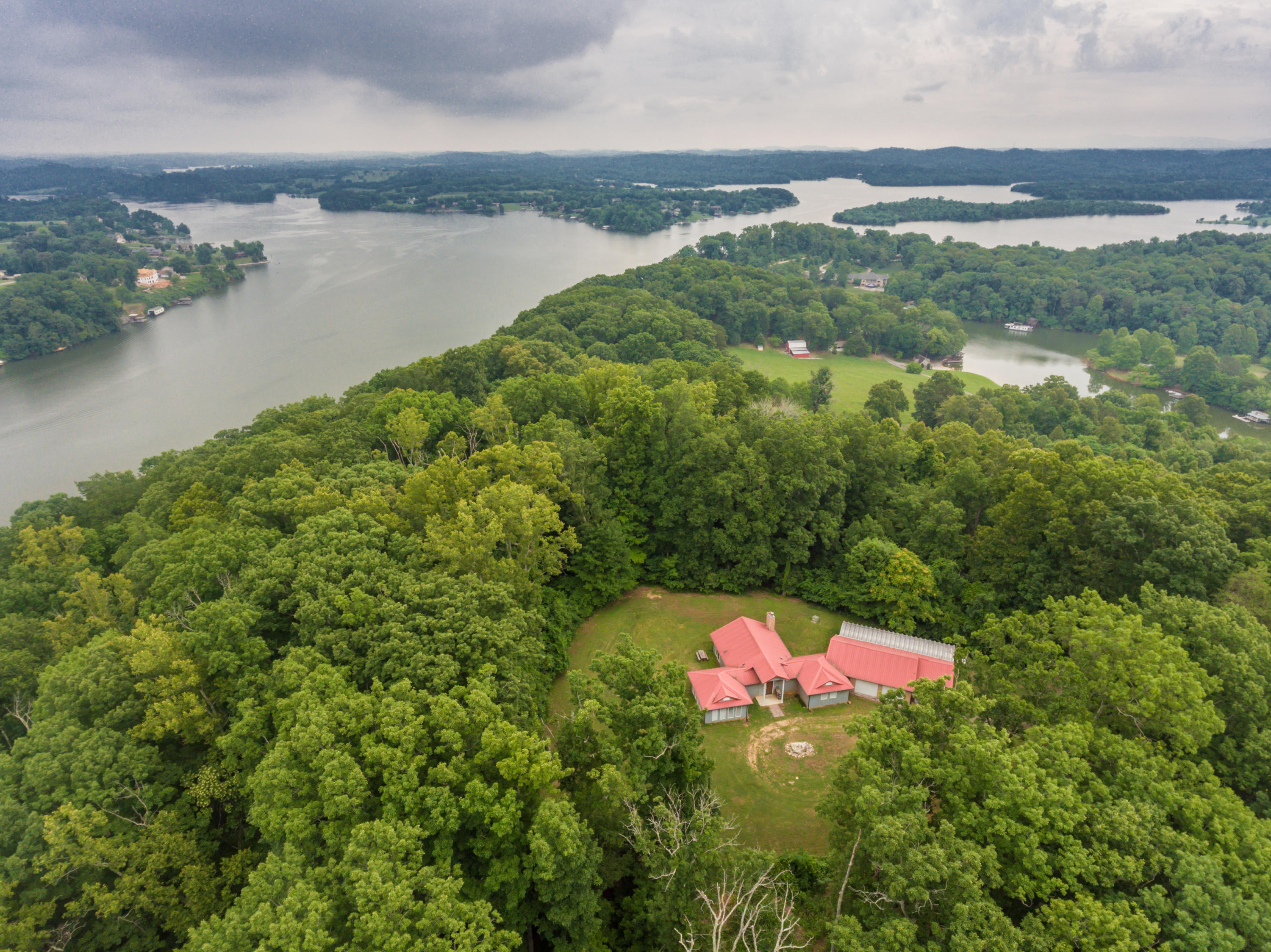 726 Disco Loop Road Friendsville, TN 37737 - Photo 6 of 38 726DiscoLoop-36