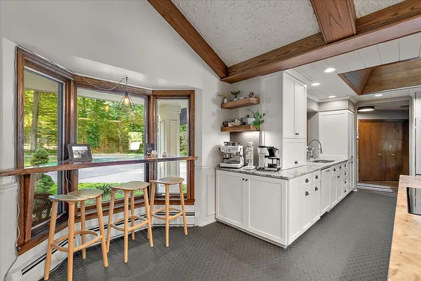$1,200,000 | 955 Kenwood Drive, Holland, MI 49423
