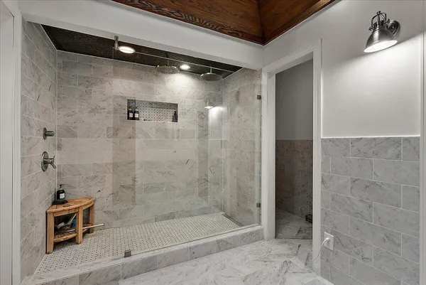 $1,200,000 | 955 Kenwood Drive, Holland, MI 49423