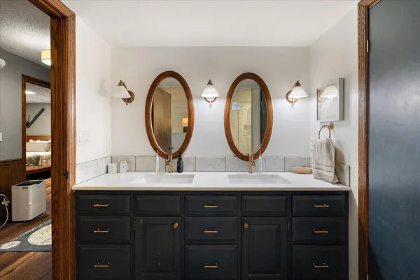 $1,200,000 | 955 Kenwood Drive, Holland, MI 49423