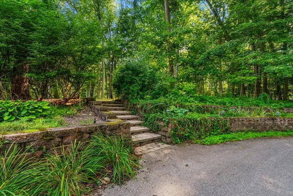 $1,200,000 | 955 Kenwood Drive, Holland, MI 49423