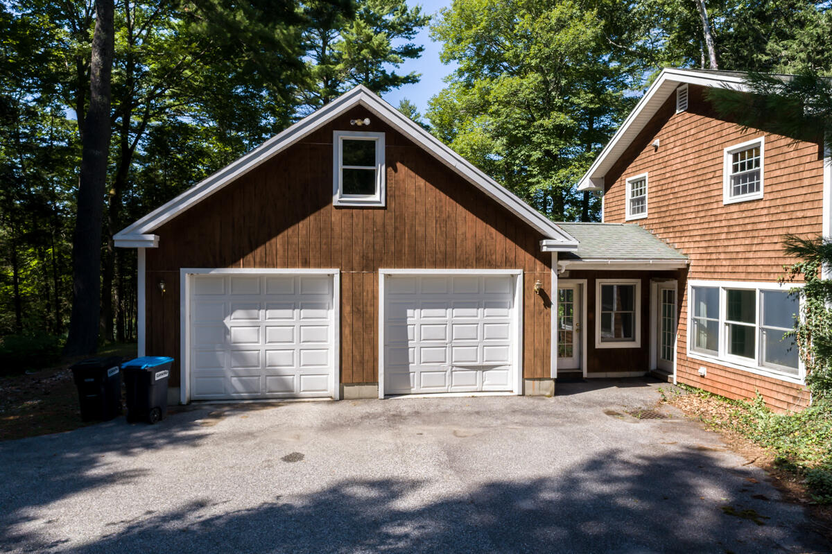 39 Spar Cove Road Freeport, ME 04032 - Photo 47 of 67 51-Garage