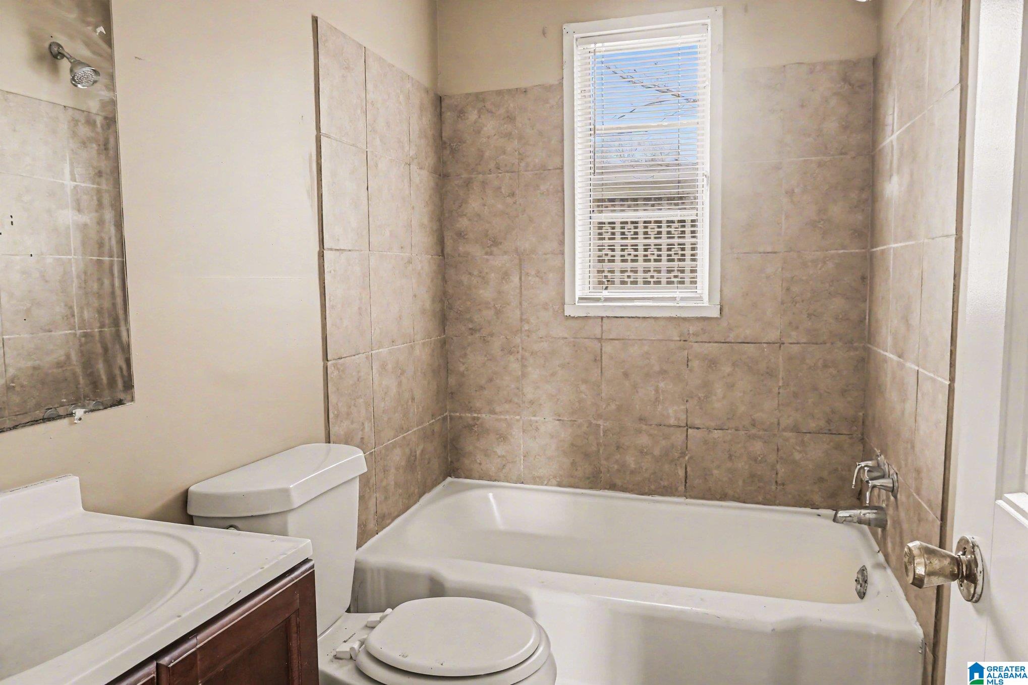 1520 17th Way Southwest Birmingham, AL 35211 - Photo 11 of 15