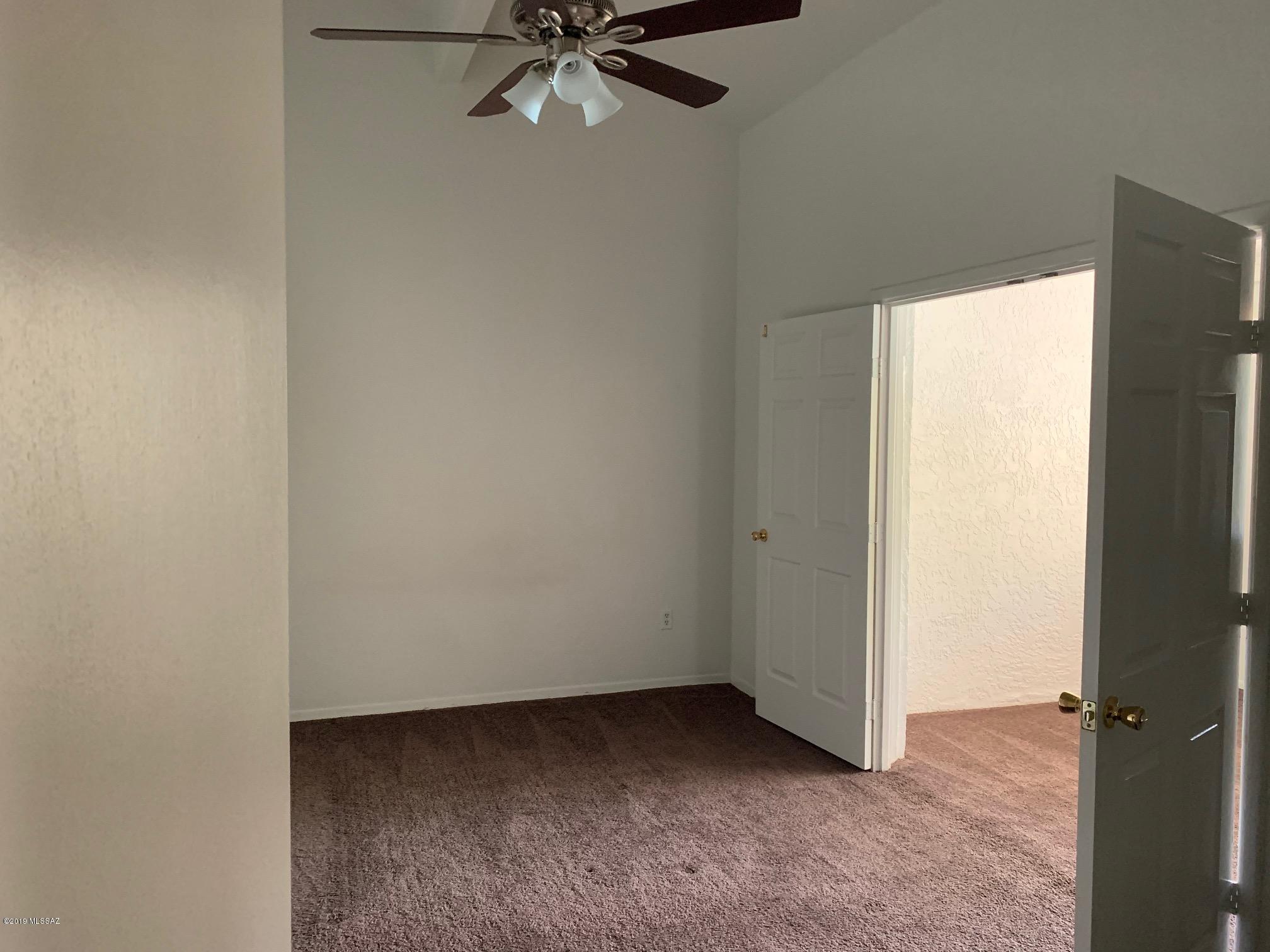 3750 North Country Club Road, Unit 33 Tucson, AZ 85716 - Photo 11 of 20