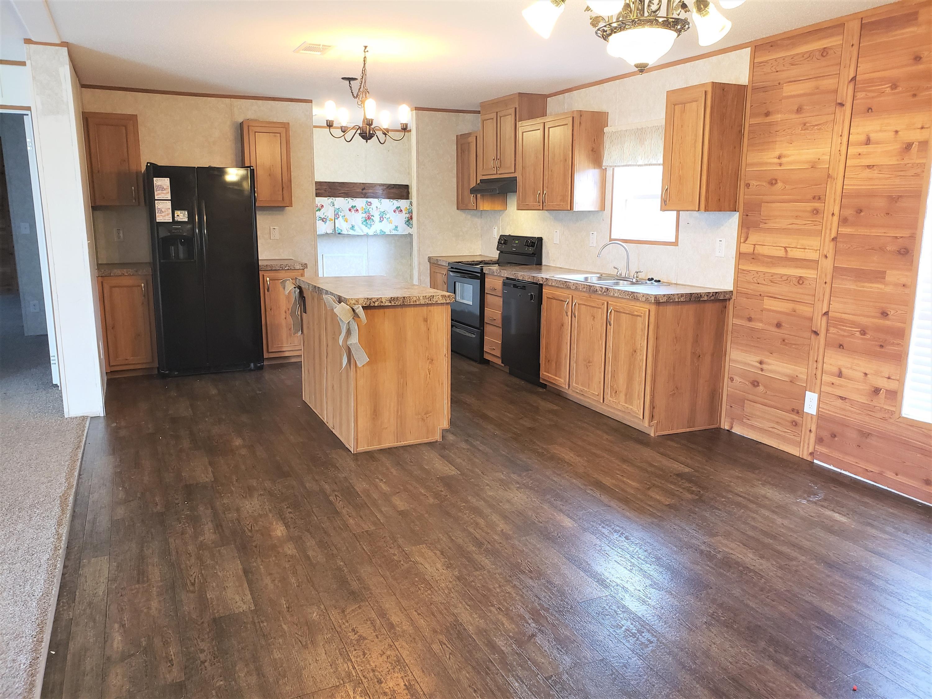 5645 Banner Road Malone, FL 32445 - Photo 16 of 33