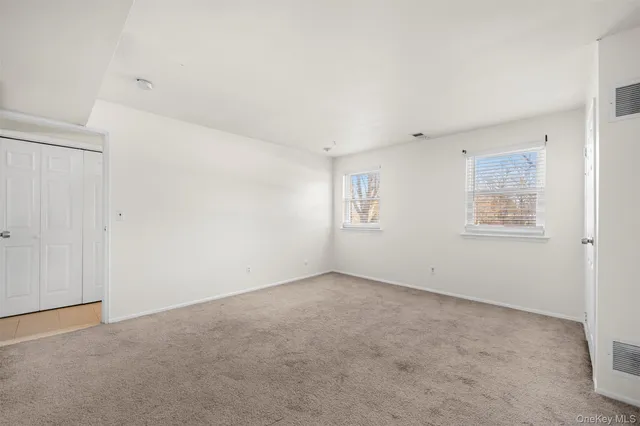 $217,500 | 64 Artist Lake Drive, Middle Island, NY 11953