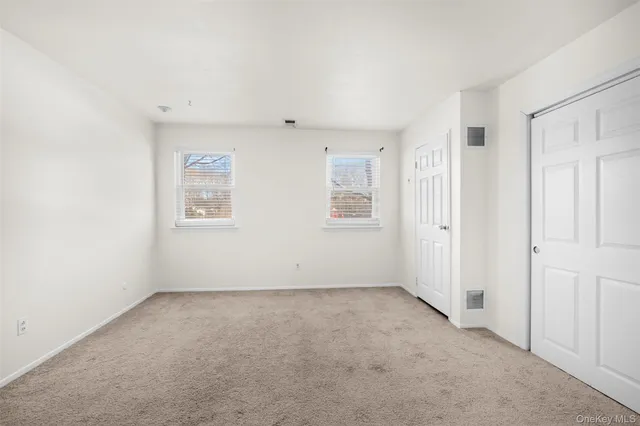 $217,500 | 64 Artist Lake Drive, Middle Island, NY 11953