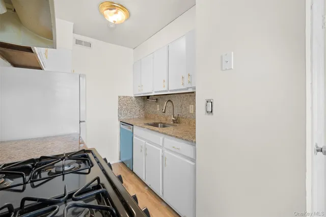 $217,500 | 64 Artist Lake Drive, Middle Island, NY 11953