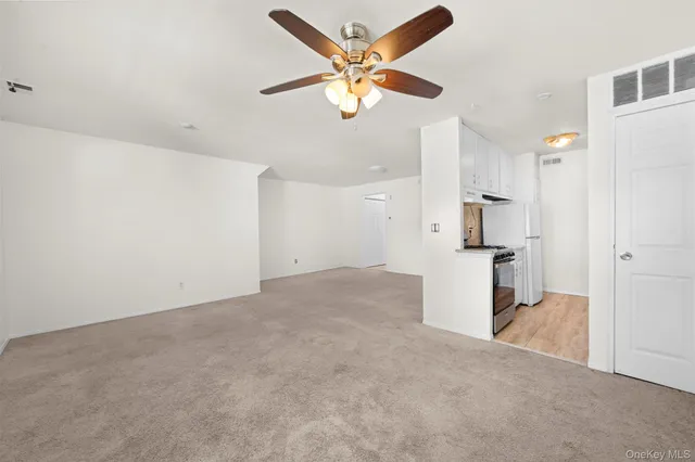 $217,500 | 64 Artist Lake Drive, Middle Island, NY 11953