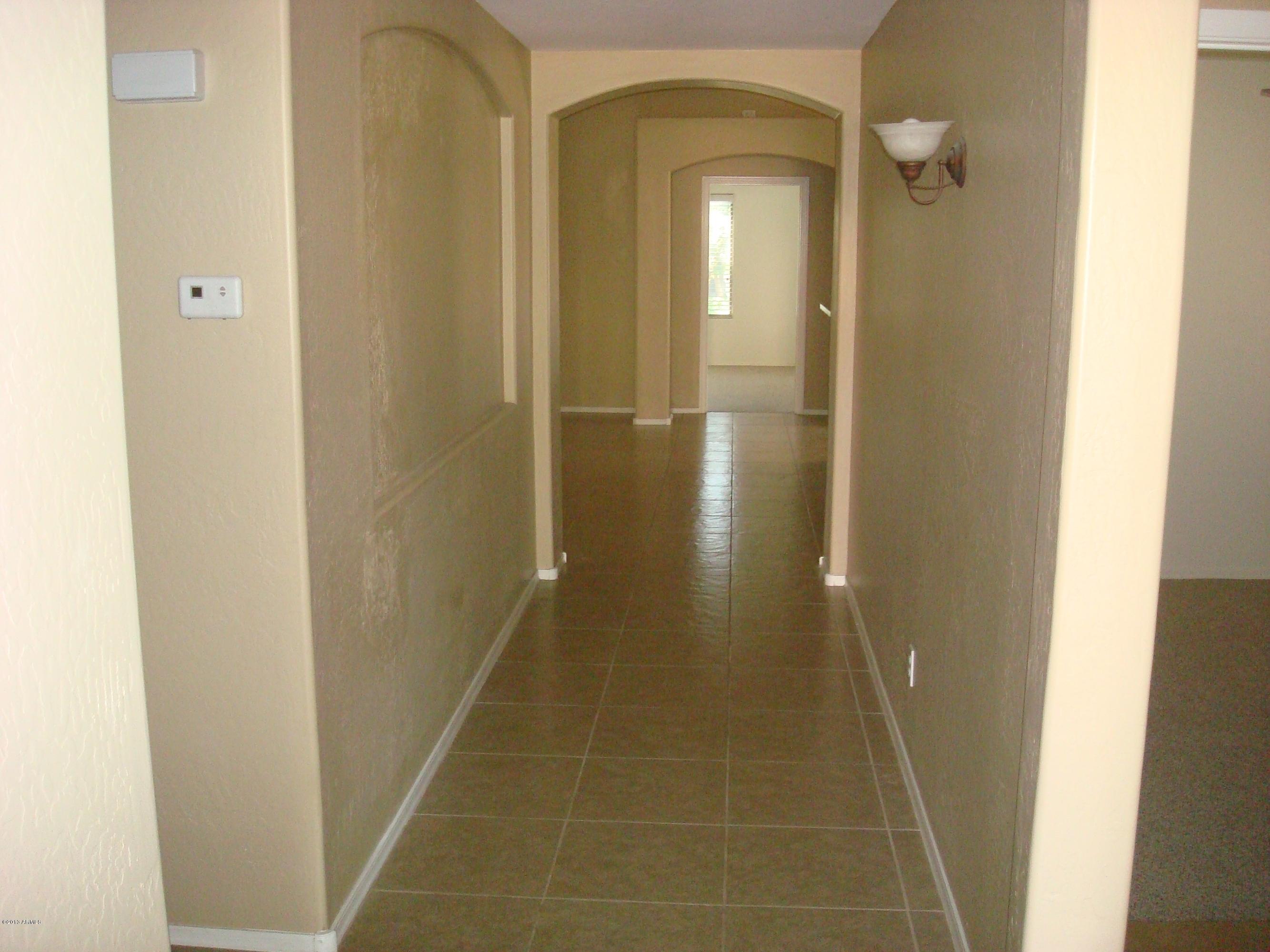 4182 South Sawmill Road Gilbert, AZ 85297 - Photo 16 of 18 main hallway
