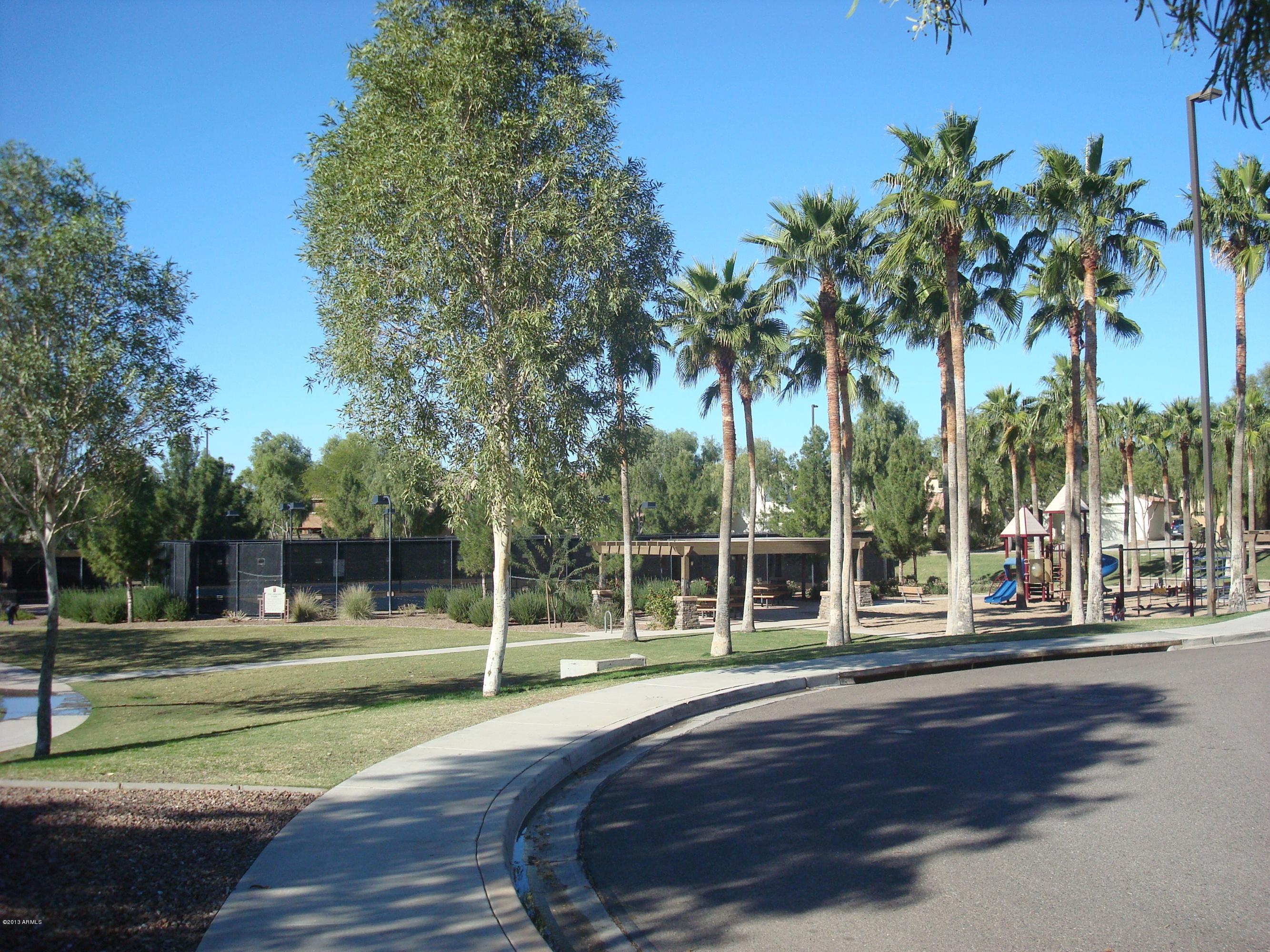 4182 South Sawmill Road Gilbert, AZ 85297 - Photo 4 of 18 park