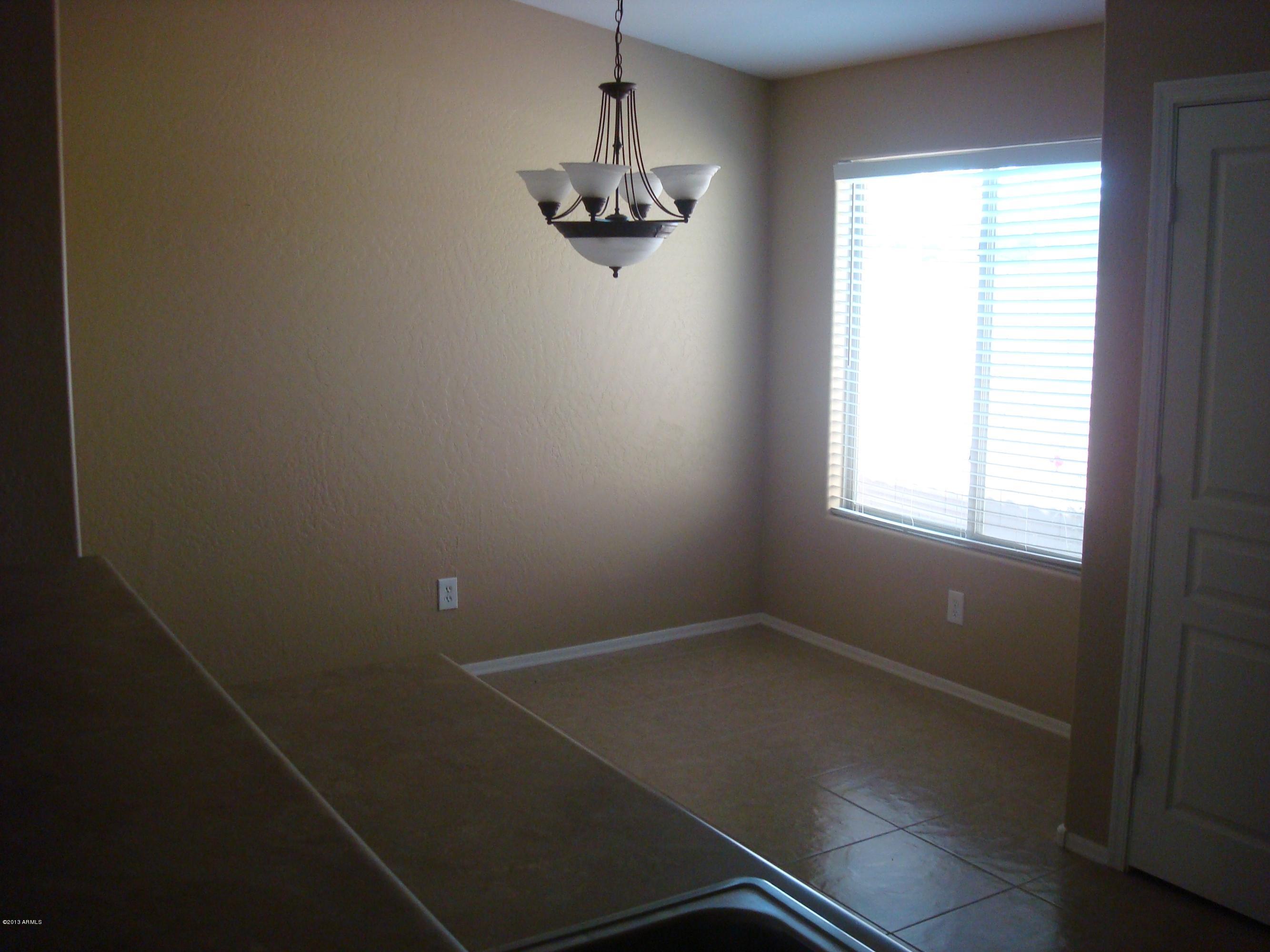 4182 South Sawmill Road Gilbert, AZ 85297 - Photo 6 of 18 dinning room