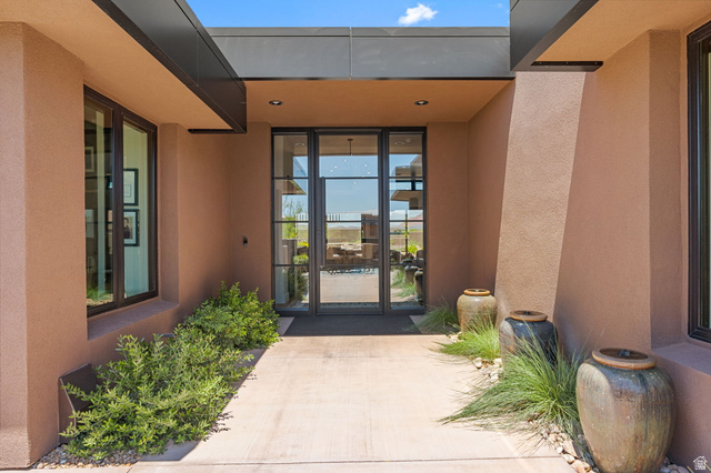 582 South Juniper Way Ivins, UT 84738 - Photo 10 of 104