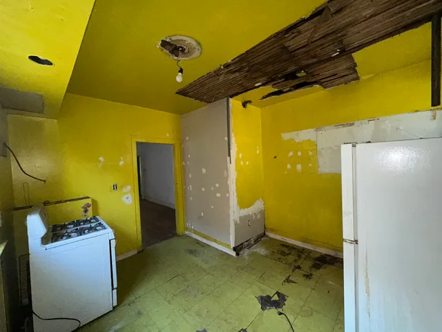 $125,000 | 8039 South Ingleside Avenue, Chicago, IL 60619