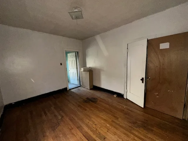 $125,000 | 8039 South Ingleside Avenue, Chicago, IL 60619