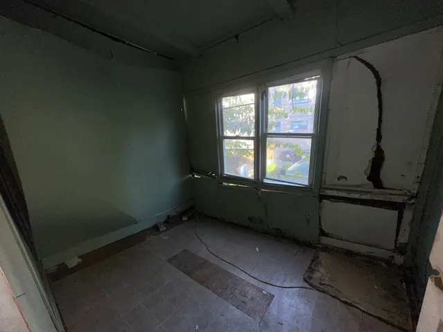 $125,000 | 8039 South Ingleside Avenue, Chicago, IL 60619