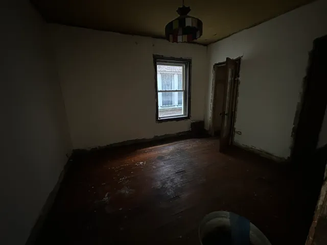 $125,000 | 8039 South Ingleside Avenue, Chicago, IL 60619