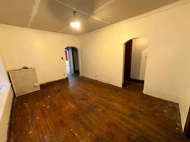 $125,000 | 8039 South Ingleside Avenue, Chicago, IL 60619