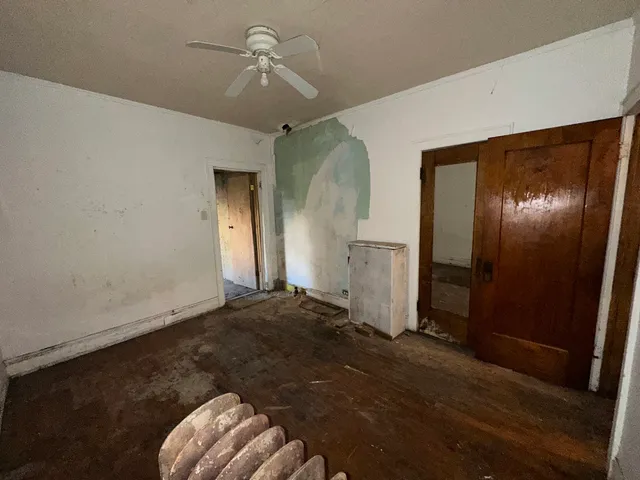 $125,000 | 8039 South Ingleside Avenue, Chicago, IL 60619