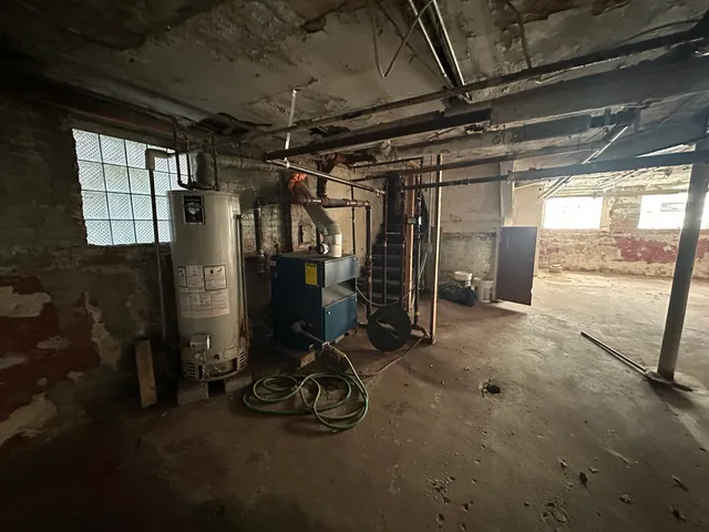 $125,000 | 8039 South Ingleside Avenue, Chicago, IL 60619