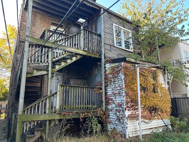 $125,000 | 8039 South Ingleside Avenue, Chicago, IL 60619